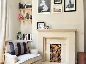 1 min to Everton FC Free Parking, Farmhouse Chic